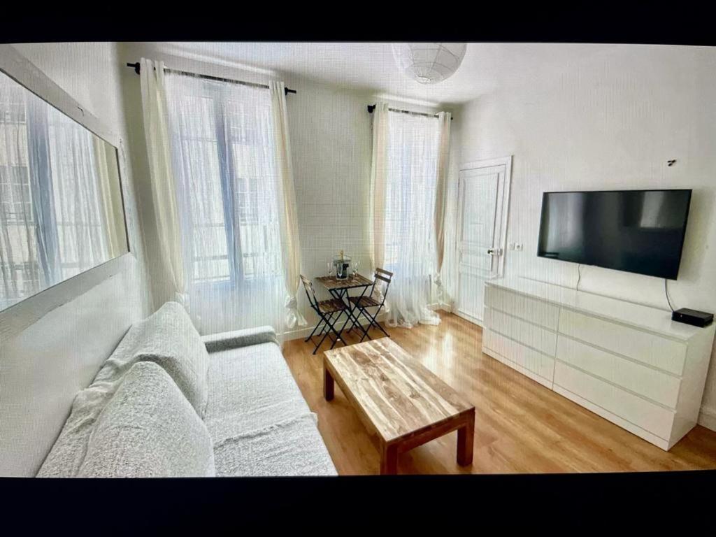 Cute One Bedroom In Le Marais Paris Dış mekan fotoğraf